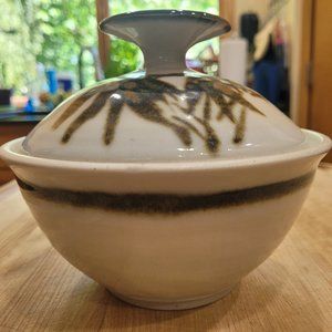 Vintage Stoneware Hand Made Covered Soup/Serving Bowl